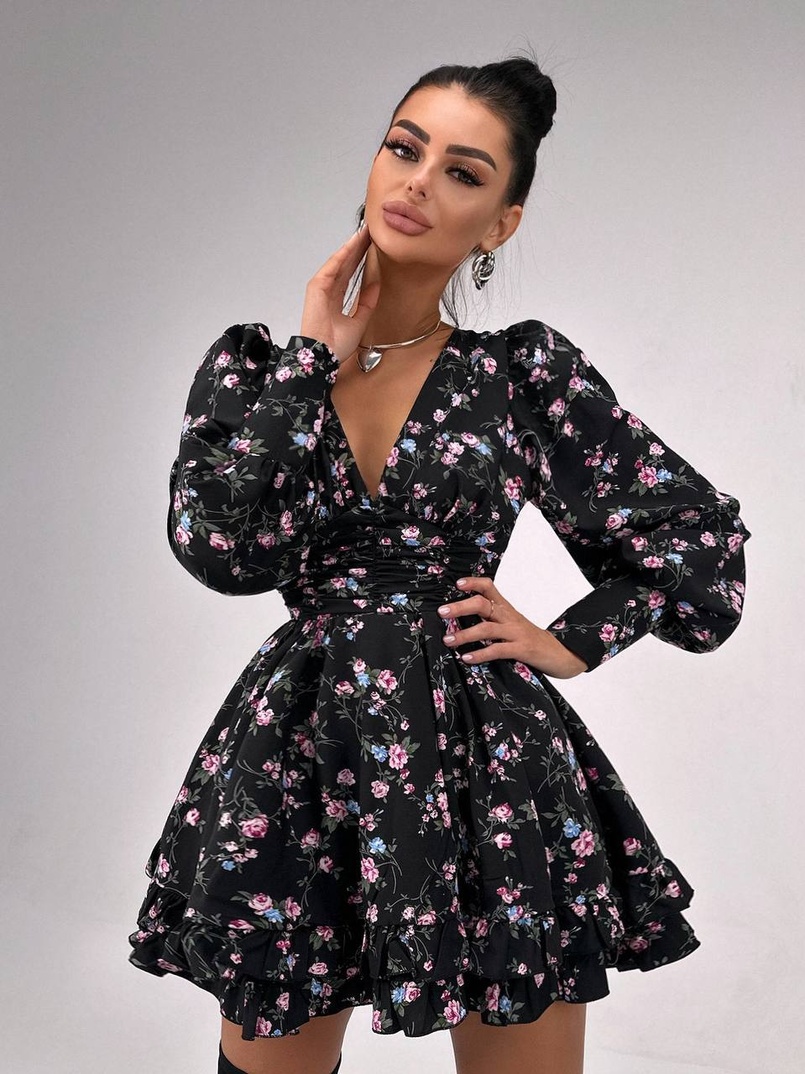 Сукня міні з пишною спідницею та драпіруванням на талії Сукня міні з пишною спідницею та драпіруванням на талії | PUSHKA SHOP