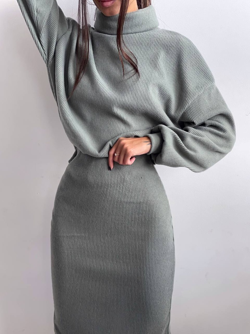 Костюм із теплого трикотажу-рубчика: светр + спідниця Костюм із теплого трикотажу-рубчика: светр + спідниця | PUSHKA SHOP