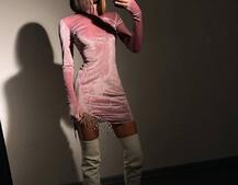 Оксамитова сукня, декорована бахромою зі страз Оксамитова сукня, декорована бахромою зі страз | PUSHKA SHOP