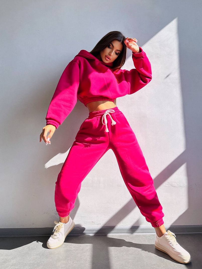 Базовий костюм на флісі з об'ємними капюшоном Базовий костюм на флісі з об'ємними капюшоном | PUSHKA SHOP