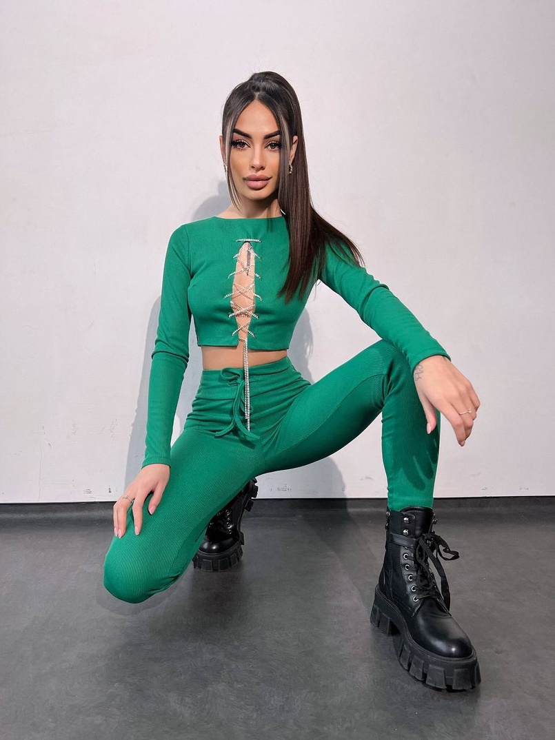 Костюм:  легінси та топ з шнурівкою зі страз Костюм:  легінси та топ з шнурівкою зі страз | PUSHKA SHOP