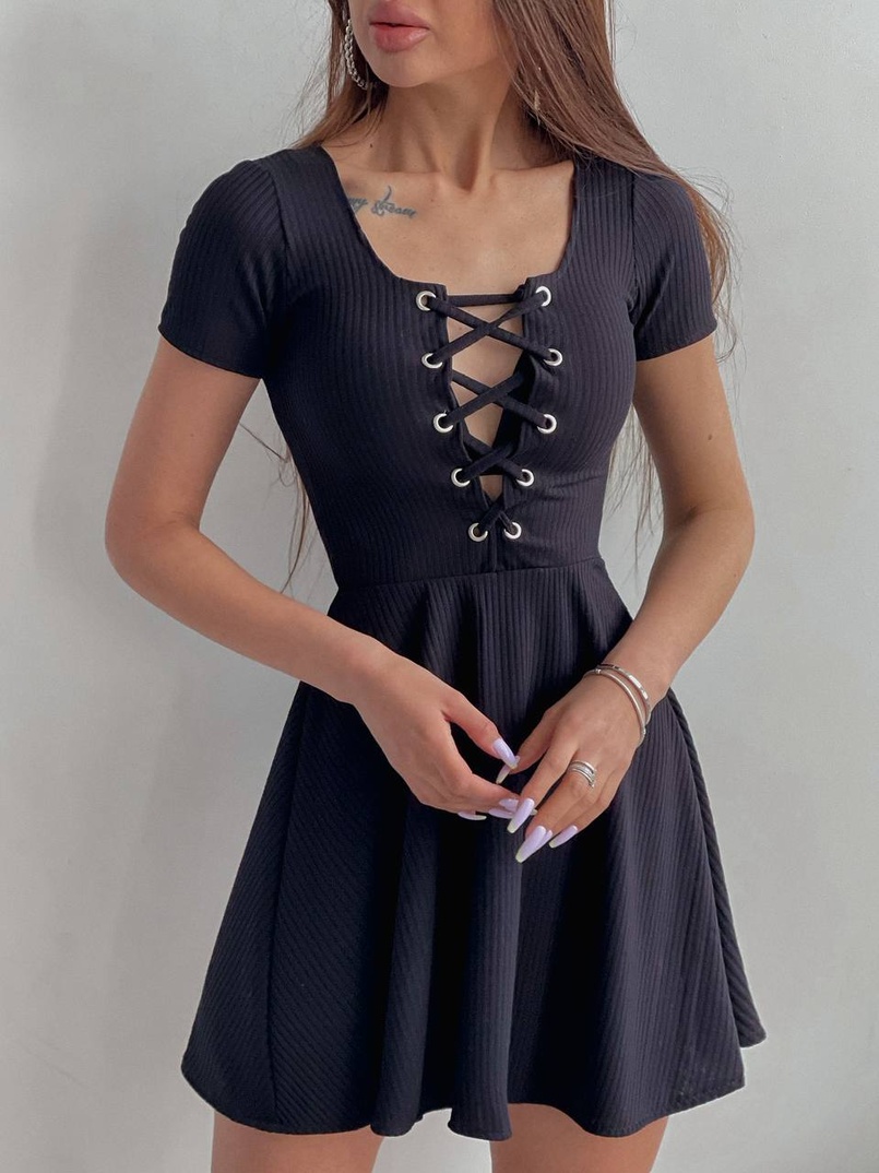 Трикотажное платье-мини со шнуровкой на груди  Трикотажное платье-мини со шнуровкой на груди  | PUSHKA SHOP
