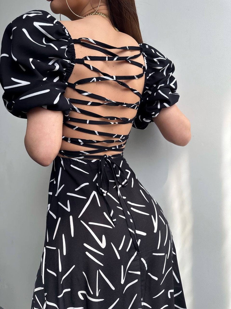 Сукня -міді зі шнурівкою на спинці та розрізом на ніжці Сукня -міді зі шнурівкою на спинці та розрізом на ніжці | PUSHKA SHOP