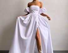 Сукня максі  з розрізом на спідниці та об’ємними рукавами  Сукня максі  з розрізом на спідниці та об’ємними рукавами  | PUSHKA SHOP