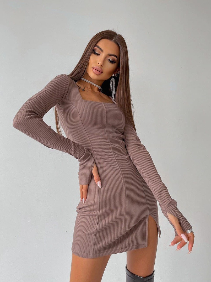 Платье-мини с квадратным вырезом  Платье-мини с квадратным вырезом  | PUSHKA SHOP