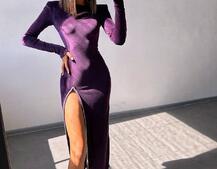 Оксамитова сукня з розрізом, декорована стразами. Оксамитова сукня з розрізом, декорована стразами. | PUSHKA SHOP