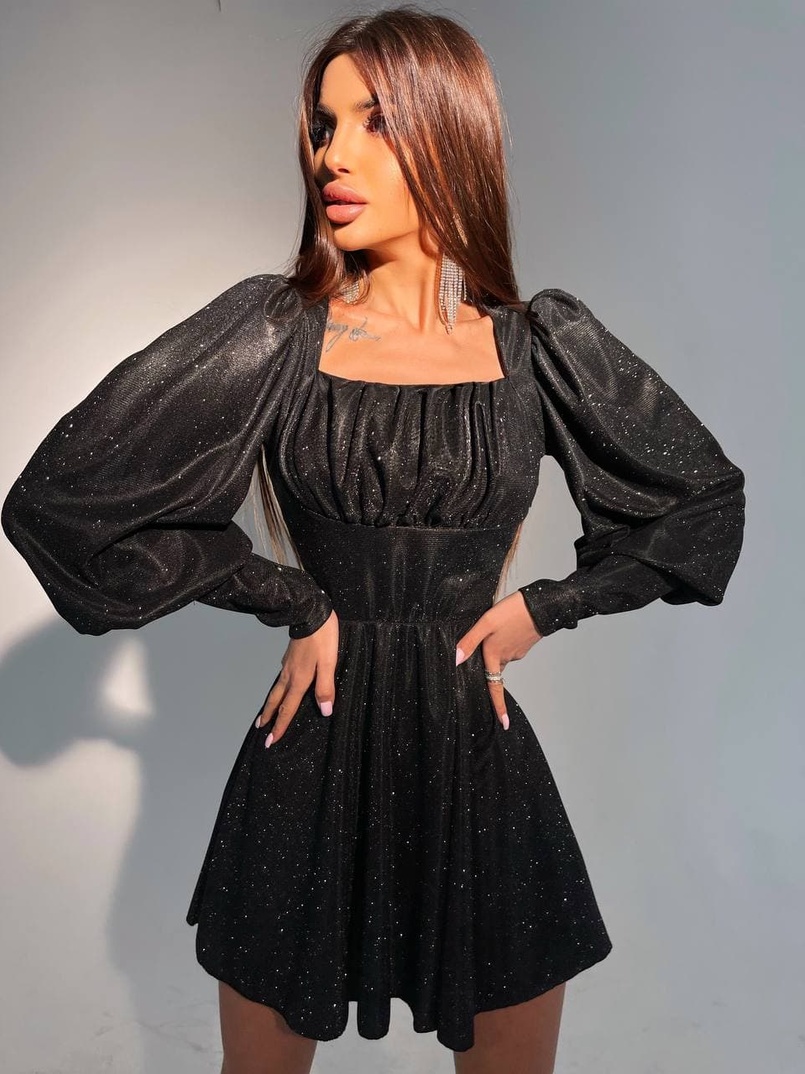 Блестящее платье с объемными рукавами  Блестящее платье с объемными рукавами  | PUSHKA SHOP