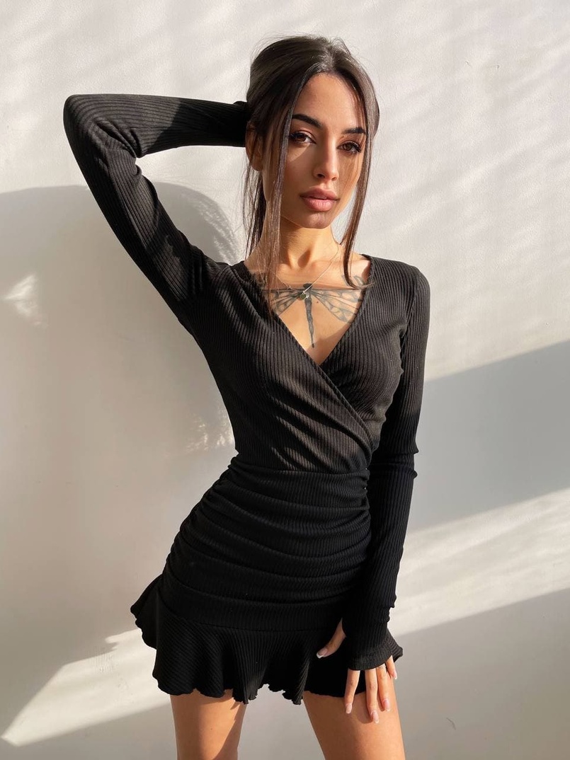 Трикотажное платье с присобранной юбкой Трикотажное платье с присобранной юбкой | PUSHKA SHOP