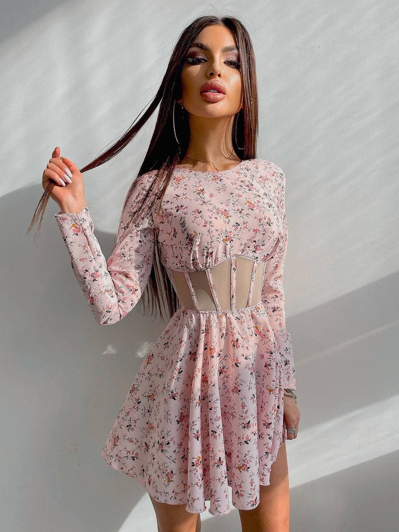 Приталенное платье с корсетной вставкой и  юбкой-солнцем   | PUSHKA SHOP