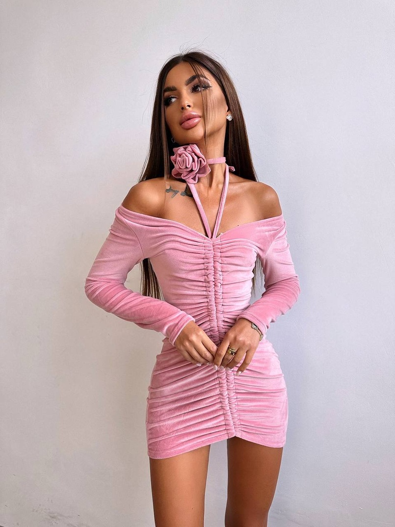 Оксамитова сукня  із зав'язкою на шию з трояндою | PUSHKA SHOP