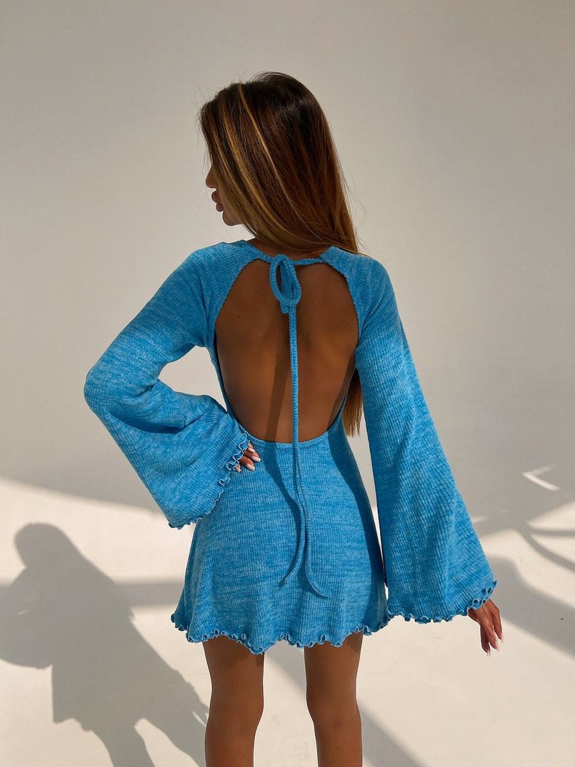 Трикотажна сукня міні з розкльошеними рукавами та відкритою спиною | PUSHKA SHOP