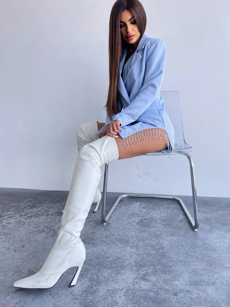 Приталена сукня-піджак, декорована бахромою зі страз Приталена сукня-піджак, декорована бахромою зі страз | PUSHKA SHOP