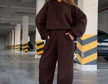 Теплий та мʼякий комплект: Обʼємний худі з капюшоном та штани з манжетами  Дуже приємний до тіла Теплий та мʼякий комплект: Обʼємний худі з капюшоном та штани з манжетами  Дуже приємний до тіла | PUSHKA SHOP