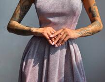 Сяюча сукня максі  зі шнурівкою на спинці Сяюча сукня максі  зі шнурівкою на спинці | PUSHKA SHOP