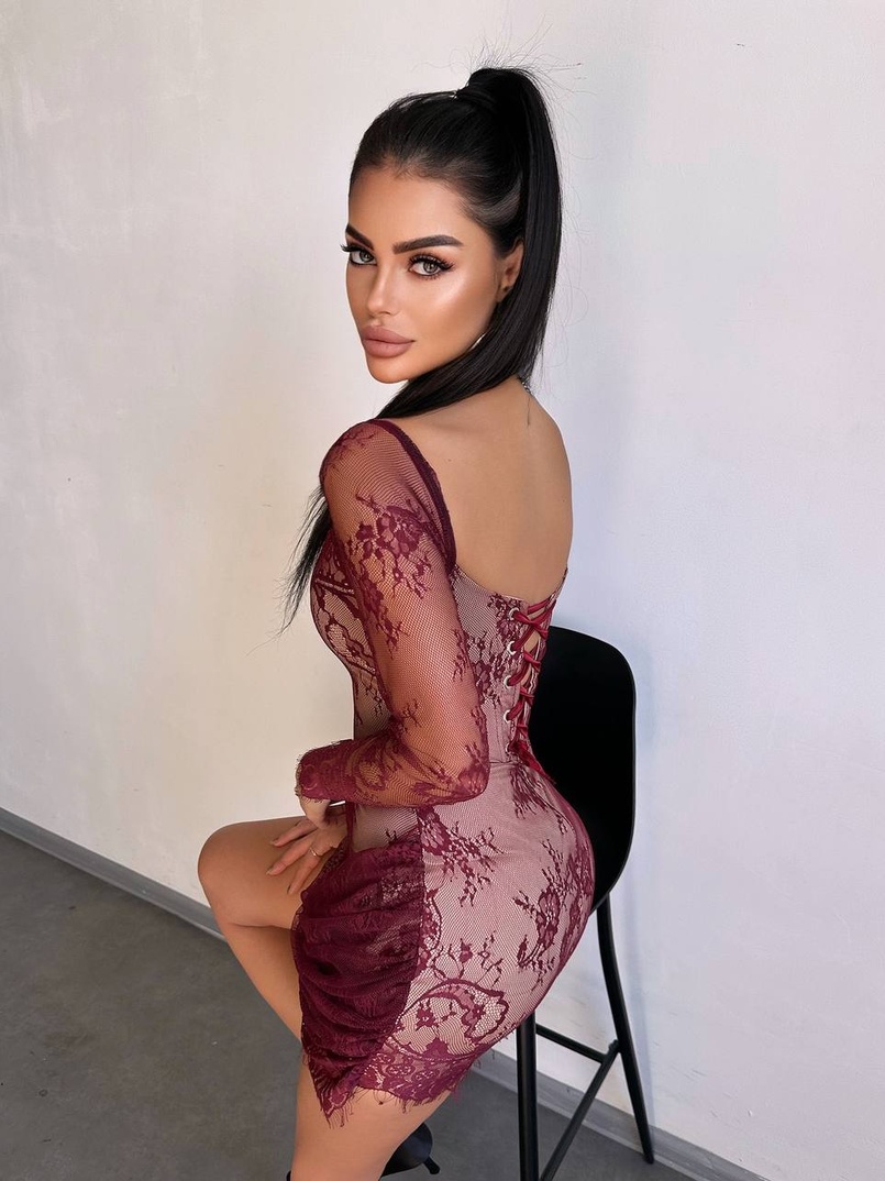 Мереживна сукня міні зі шлейфом Мереживна сукня міні зі шлейфом | PUSHKA SHOP