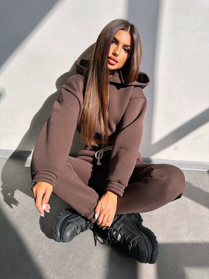 Базовий костюм на флісі з об'ємними капюшоном Базовий костюм на флісі з об'ємними капюшоном | PUSHKA SHOP