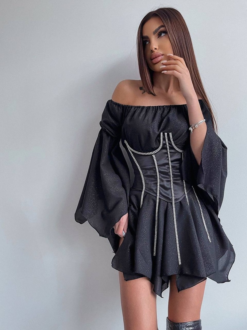 Шифонова сукня на підкладці з розкльошеними рукавами з асиметричною спідницею + корсет декорований стразами Ручна робота! Шифонова сукня на підкладці з розкльошеними рукавами з асиметричною спідницею + корсет декорований стразами Ручна робота! | PUSHKA SHOP