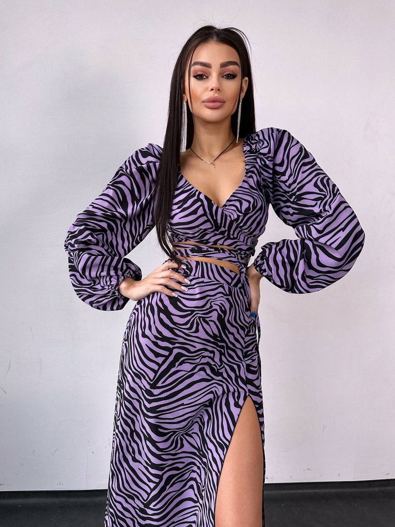 Комплект: топ із зав'язками на талії + спідниця міді з розрізом Комплект: топ із зав'язками на талії + спідниця міді з розрізом | PUSHKA SHOP