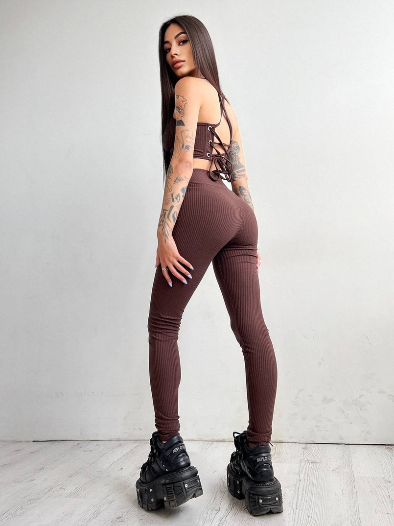 Трикотажный комплект: корсетный топ на косточках + леггинсы Трикотажный комплект: корсетный топ на косточках + леггинсы | PUSHKA SHOP