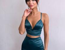 Комплект: топ з філіжанками + спідниця декорована бахромою зі страз  Комплект: топ з філіжанками + спідниця декорована бахромою зі страз  | PUSHKA SHOP