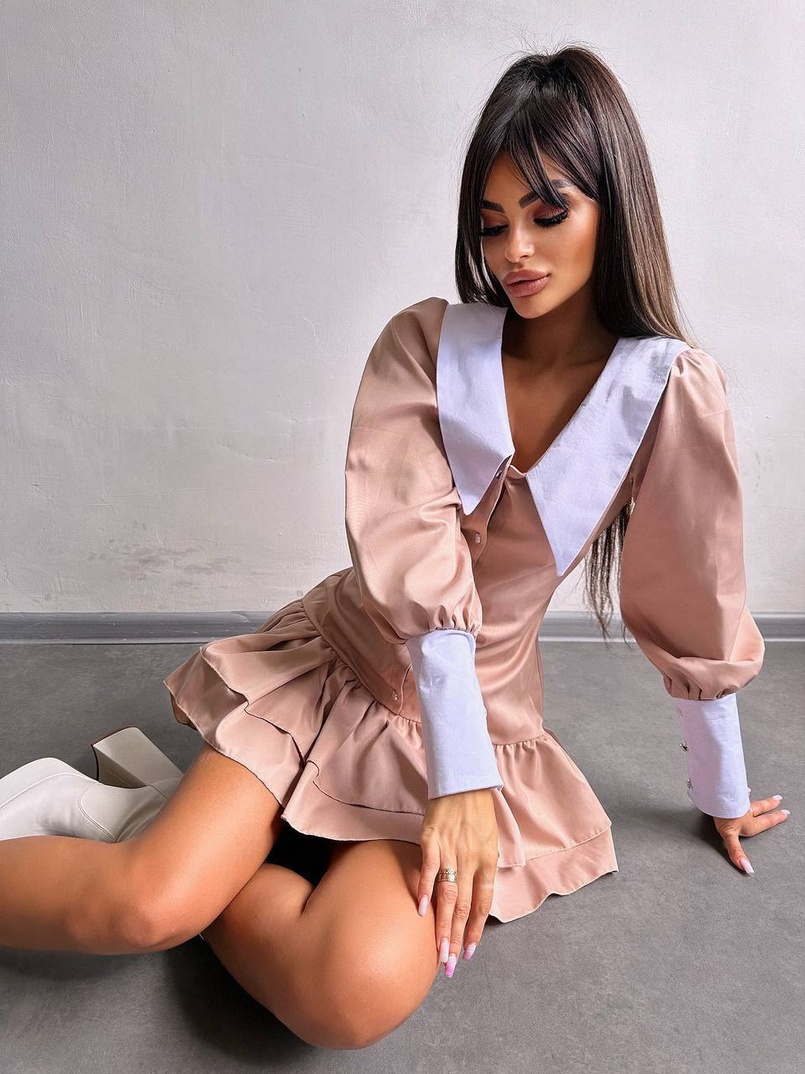 Котонова сукня з рюшами на гудзиках зі шнурівкою на спинці Котонова сукня з рюшами на гудзиках зі шнурівкою на спинці | PUSHKA SHOP