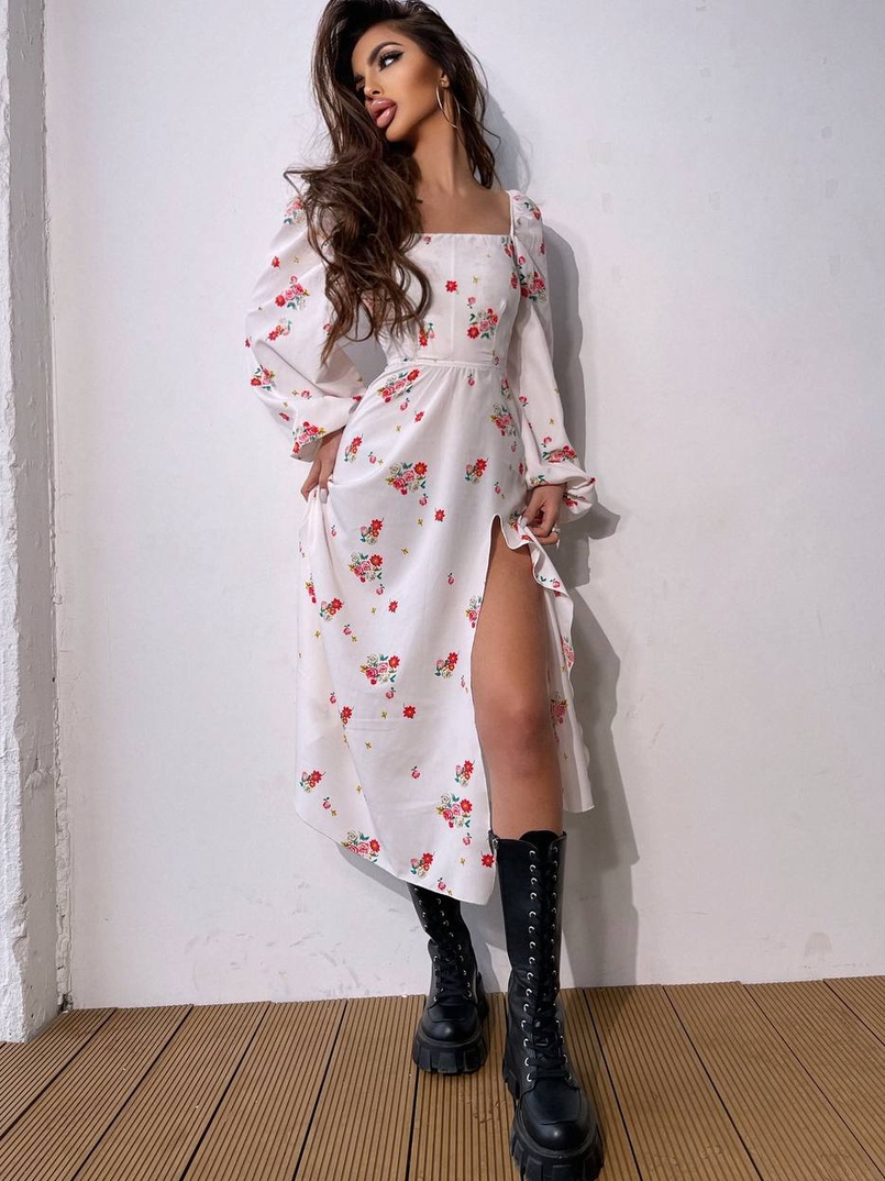 Квіткова сукня-міді зі шнурівкою на спинці та розрізом на ніжці Квіткова сукня-міді зі шнурівкою на спинці та розрізом на ніжці | PUSHKA SHOP