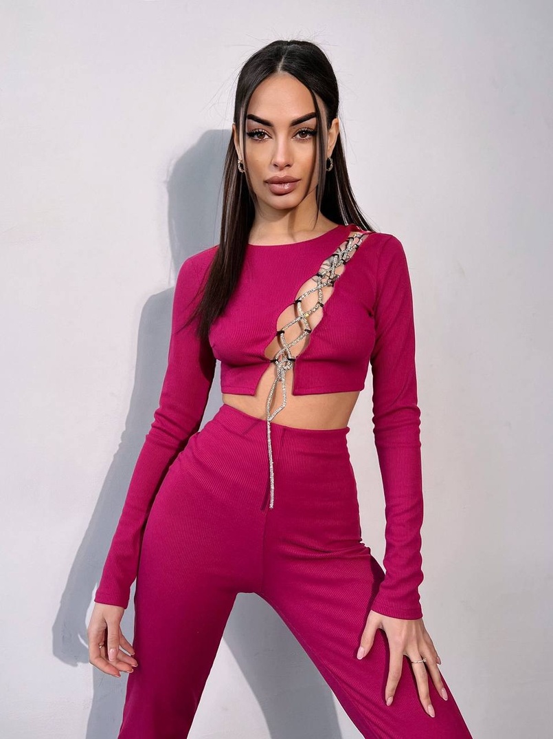 Комплект : штани кльош і топ декорований шнурком зі стразами  Комплект : штани кльош і топ декорований шнурком зі стразами  | PUSHKA SHOP