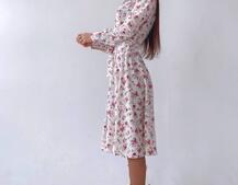 Цветочное платье-рубашка на пуговицах Цветочное платье-рубашка на пуговицах | PUSHKA SHOP