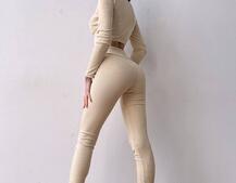 Трикотажний комплект: корсетний топ + легінси Трикотажний комплект: корсетний топ + легінси | PUSHKA SHOP