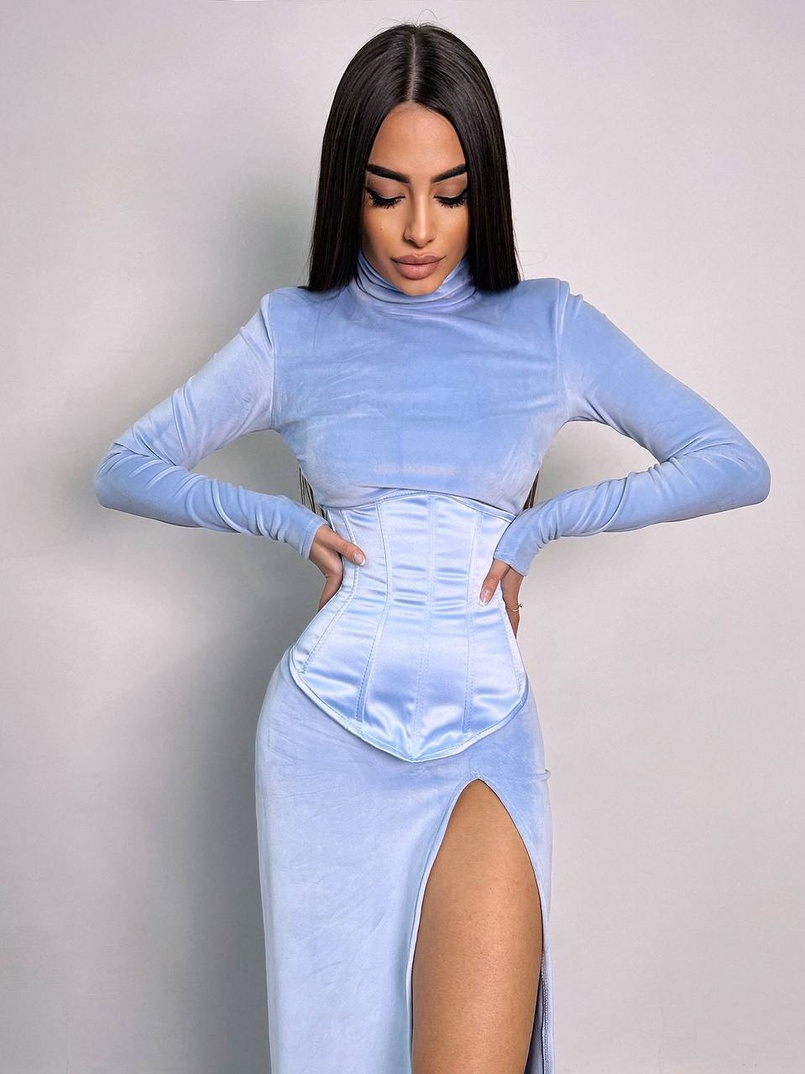 Оксамитова сукня міді з розрізом + атласний корсет Оксамитова сукня міді з розрізом + атласний корсет | PUSHKA SHOP