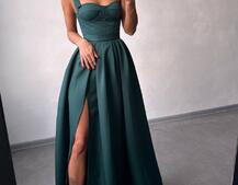 Сукня максі із чашечками та корсетним верхом Сукня максі із чашечками та корсетним верхом | PUSHKA SHOP