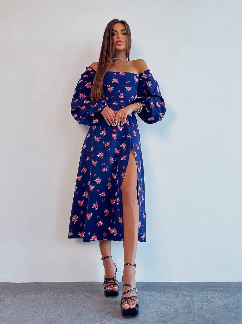 Сукня -міді зі шнурівкою на спинці та розрізом на ніжці Сукня -міді зі шнурівкою на спинці та розрізом на ніжці | PUSHKA SHOP