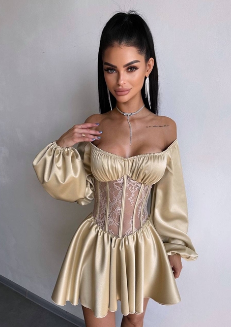 Атласна сукня з обʼємними рукавами та мереживом Атласна сукня з обʼємними рукавами та мереживом | PUSHKA SHOP