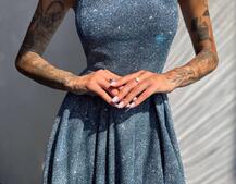 Сяюча сукня максі  зі шнурівкою на спинці Сяюча сукня максі  зі шнурівкою на спинці | PUSHKA SHOP