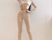 Трикотажний комплект: корсетний топ + легінси Трикотажний комплект: корсетний топ + легінси | PUSHKA SHOP