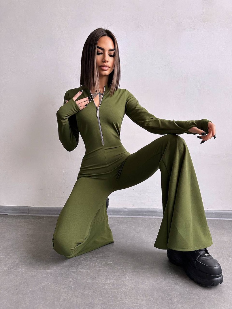 Комбінезон із брюками-кльош Комбінезон із брюками-кльош | PUSHKA SHOP