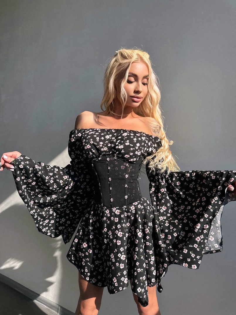 Сукня з асиметричною спідницею та розкльошеними рукавами + корсет  | PUSHKA SHOP