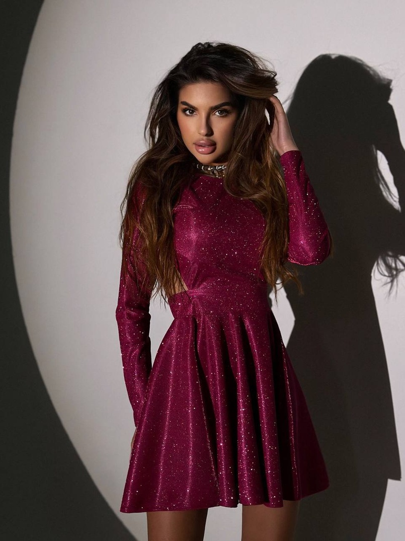 Блискуча сукня з відкритою  спинкою Блискуча сукня з відкритою  спинкою | PUSHKA SHOP