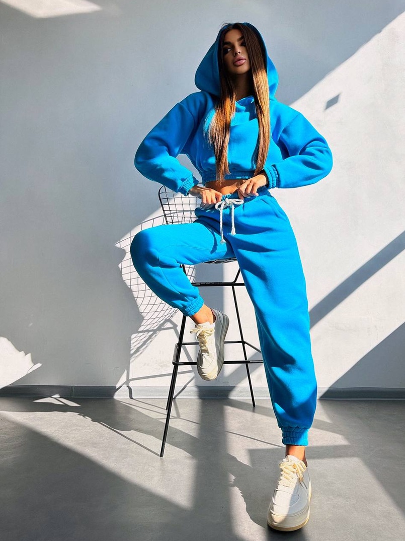 Базовий костюм на флісі з об'ємними капюшоном Базовий костюм на флісі з об'ємними капюшоном | PUSHKA SHOP