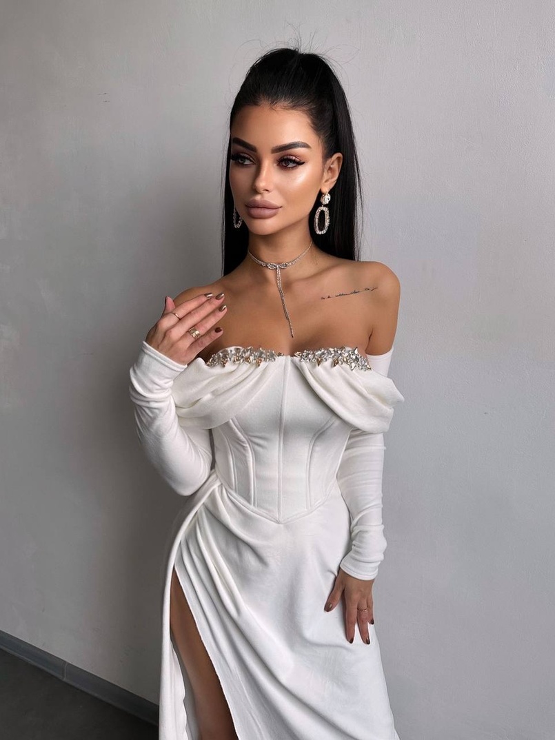 Оксамитова сукня максі декорована стразами  Ручна робота  | PUSHKA SHOP