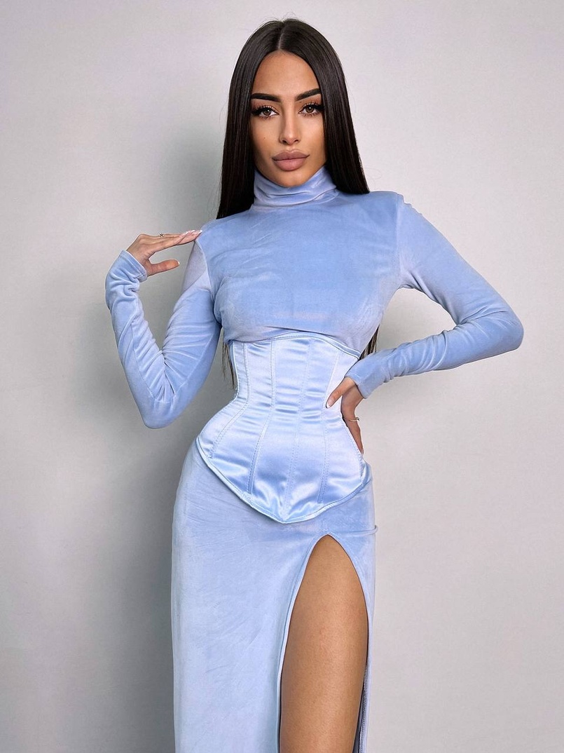 Оксамитова сукня міді з розрізом + атласний корсет Оксамитова сукня міді з розрізом + атласний корсет | PUSHKA SHOP