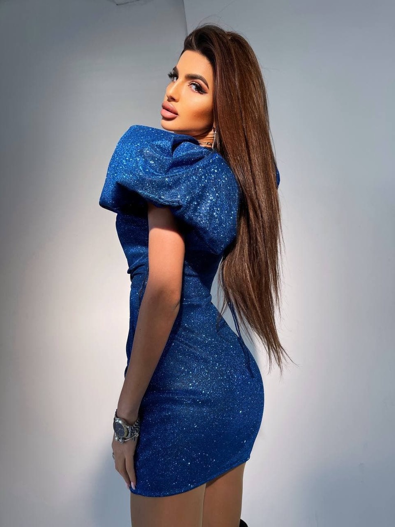 Блестящее платье с объемными рукавами  Блестящее платье с объемными рукавами  | PUSHKA SHOP