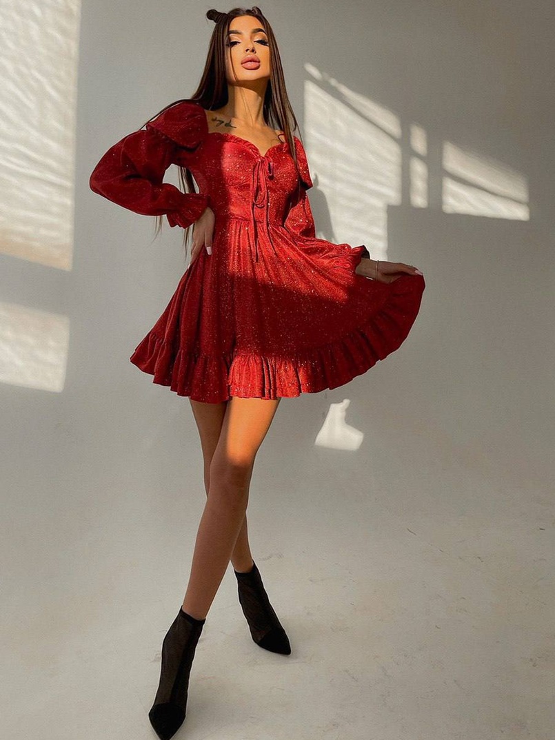 Блискуча сукня з оборками та чашками з ефектом push up Блискуча сукня з оборками та чашками з ефектом push up | PUSHKA SHOP