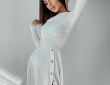 Трикотажное платье миди с разрезом Трикотажное платье миди с разрезом | PUSHKA SHOP