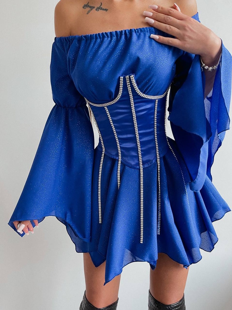 Шифонова сукня на підкладці з розкльошеними рукавами з асиметричною спідницею + корсет декорований стразами Ручна робота! Шифонова сукня на підкладці з розкльошеними рукавами з асиметричною спідницею + корсет декорований стразами Ручна робота! | PUSHKA SHOP