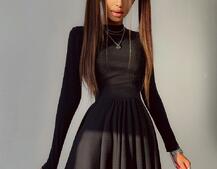 Приталенное трикотажное платье с открытой спинкой  Приталенное трикотажное платье с открытой спинкой  | PUSHKA SHOP