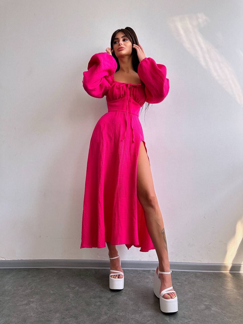 Муслінова сукня -міді з розрізом на ніжці  | PUSHKA SHOP