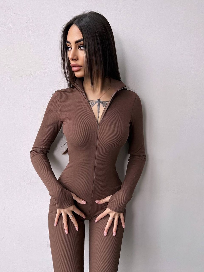 Облягаючий трикотажний комбінезон  Облягаючий трикотажний комбінезон  | PUSHKA SHOP