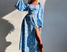 Улюблена сукня-міді зі шнурівкою на спинці та розрізом на ніжці Улюблена сукня-міді зі шнурівкою на спинці та розрізом на ніжці | PUSHKA SHOP