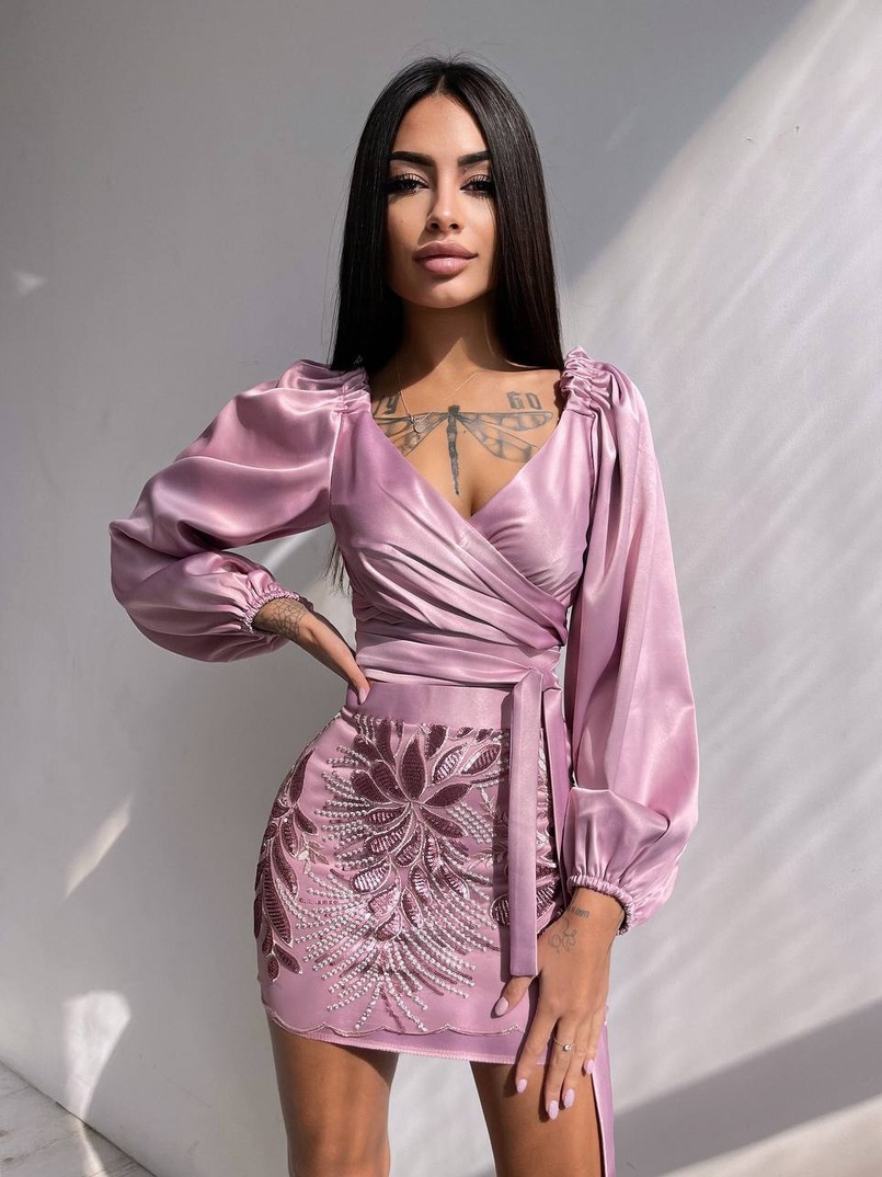 Комплект: топ з об'ємними рукавами + мереживна спідниця Комплект: топ з об'ємними рукавами + мереживна спідниця | PUSHKA SHOP